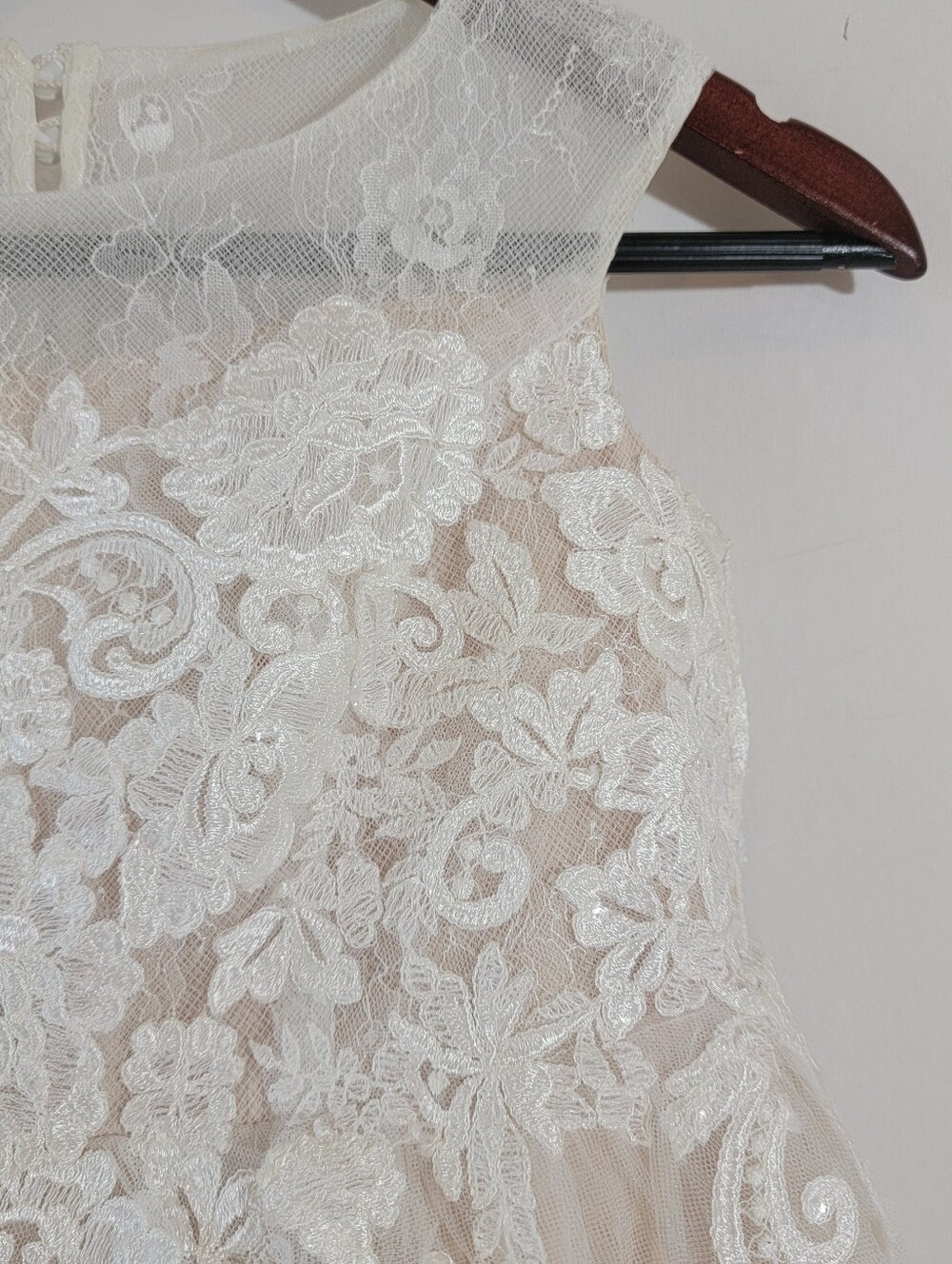Davids Bridal Off White Floral Lace Flower Girl Dress Sz 10 Tulle Fairy Wedding - Picture 8 of 12